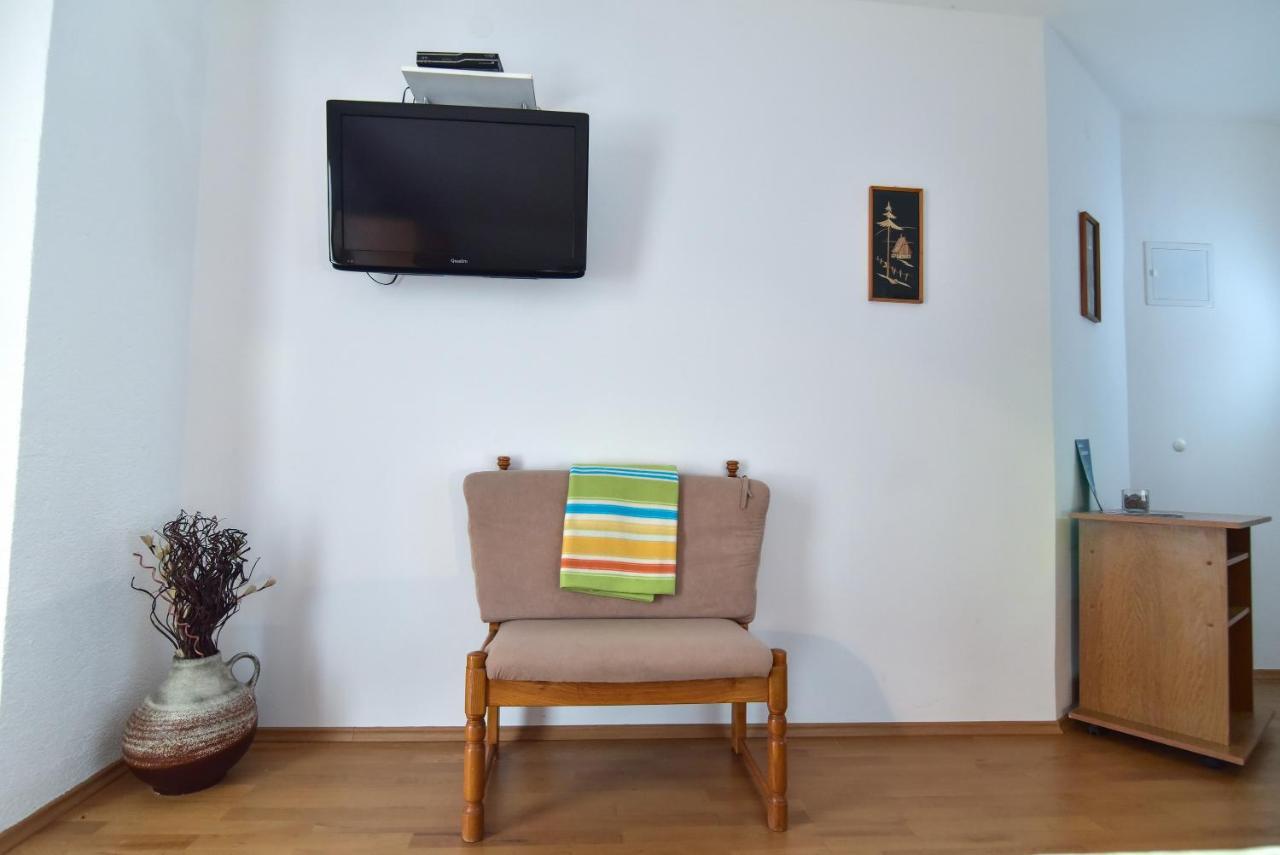 Nena Apartment Sukosan Exterior photo